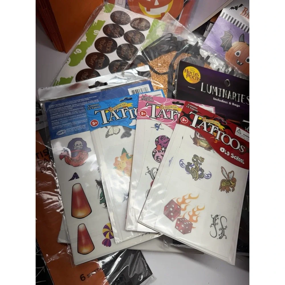 Halloween Party Decor Lot Pumpkins Witch Yard Luminaries Treat Bags Tattoos Saw